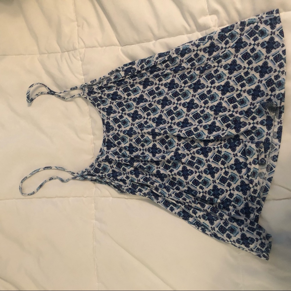 Patterned Tank Top. - Picture 2 of 3